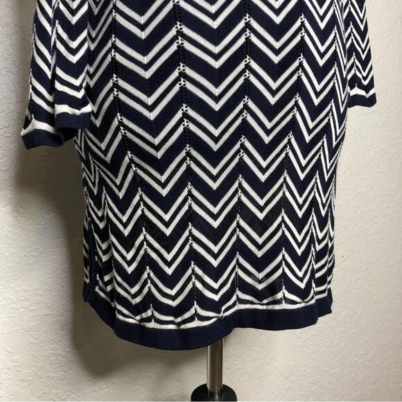 WHBM navy and white chevron knit lightweight sweater tunic size Small - Picture 4 of 15